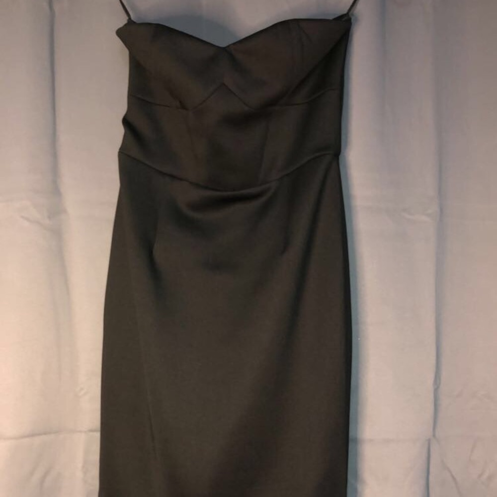 Dress - Picture 5 of 7